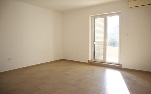 Apartamenty na wynajem długoterminowy, Zablaće, Šibenik