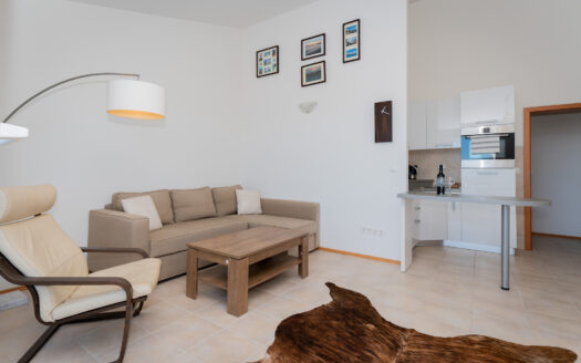 Przestronne mieszkanie z widokiem na morze w Rogoznicy – na wynajem