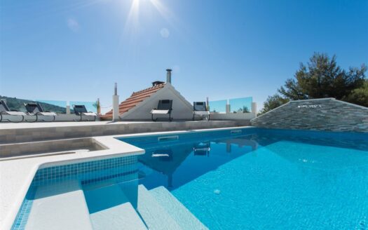 Atrakcyjna inwestycja: Dom apartamentowy na wyspie Čiovo