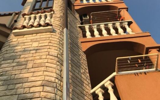 Čiovo, Okrug Gornji – Budynek apartamentowy z 7 jednostkami